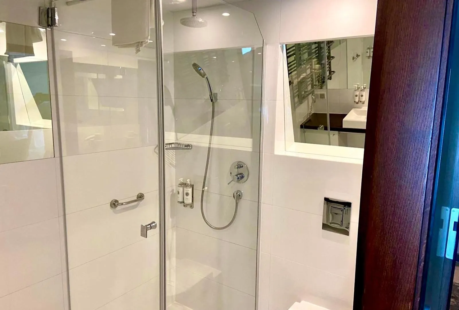 Marine Hotel Apartment 216 Seaview Колобжег